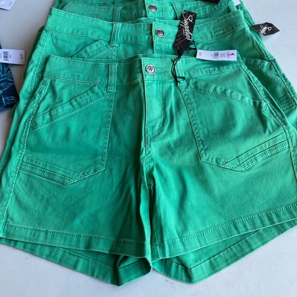 Signature Pants - Supplies By Union Bay High-Waist Shorts Garden Green 96% Cotton $18 New